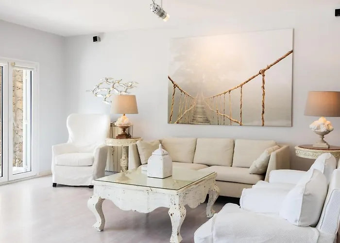 Βίλα Deloxenia By Ethos Hospitality *